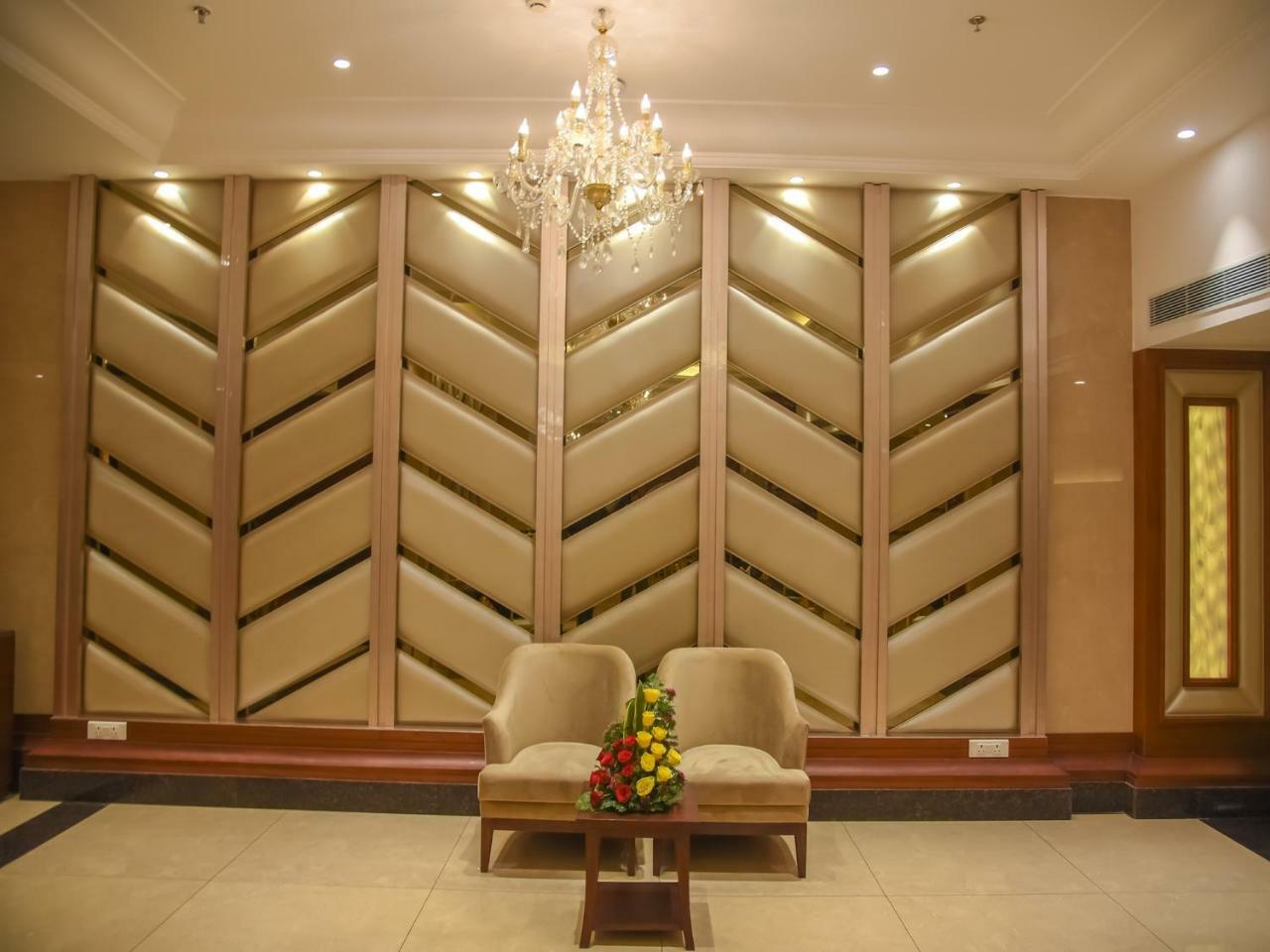 Bharawan Clarks Inn Express Amritsar Dış mekan fotoğraf